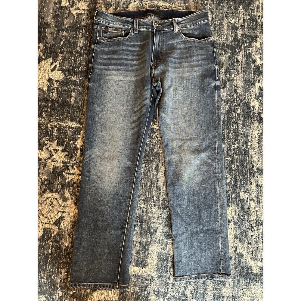 Kancan Jeans Men 36x31 Blue Whiskered Slim Straight Stretch Denim KM1001RST NWOT